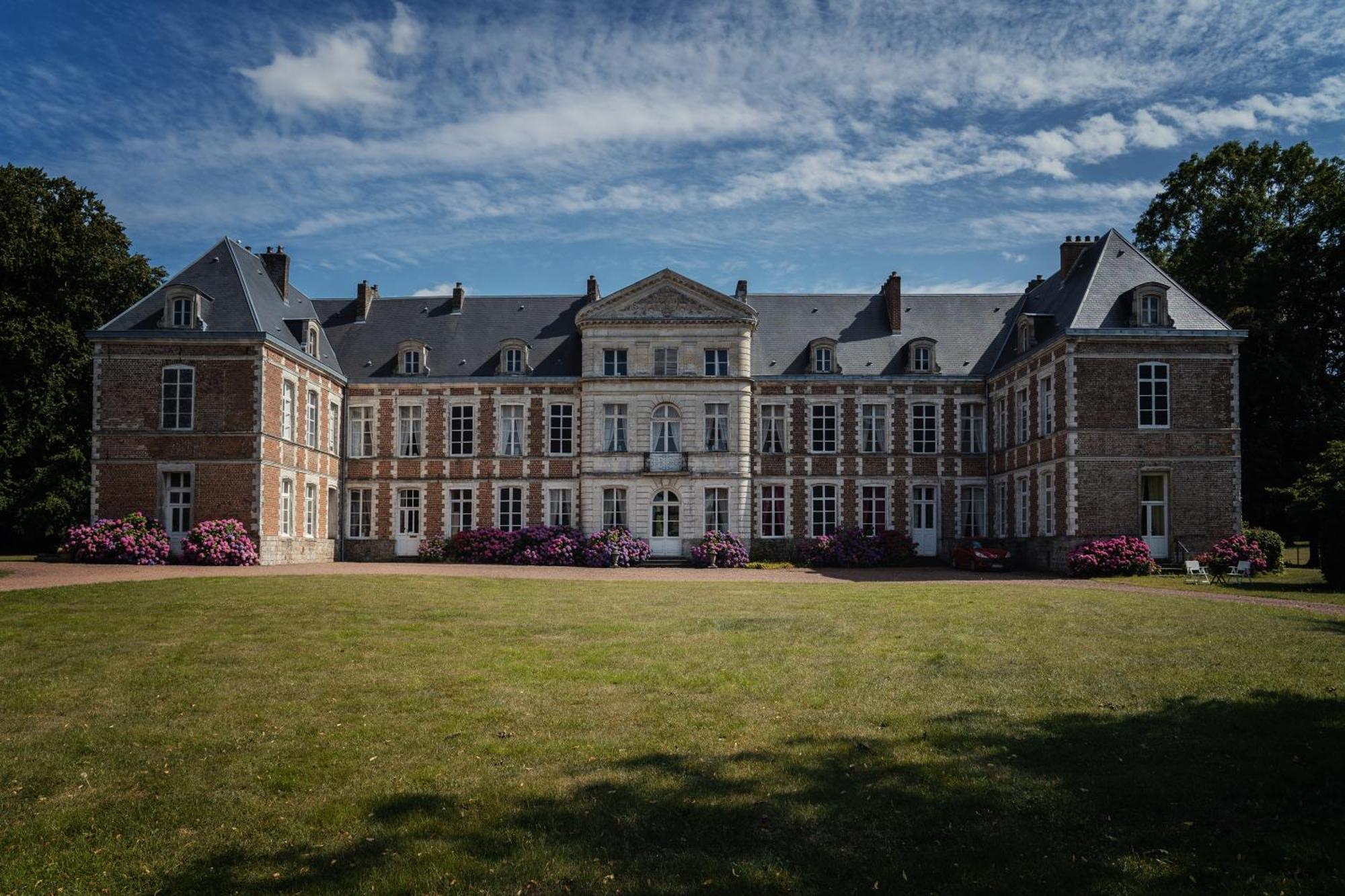 格兰德吕勒库尔城堡尚布尔酒店 Grand Rullecourt 外观 照片